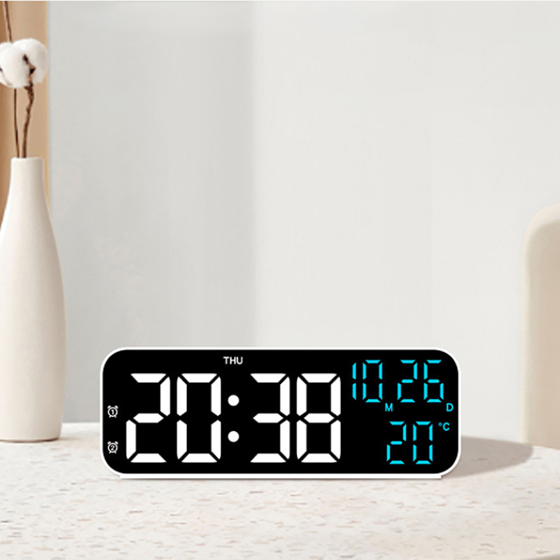 多機能LEDデジタルアラーム時計,音声制御,温度と日付,週表 - Led Desk Clock のレビューと価格